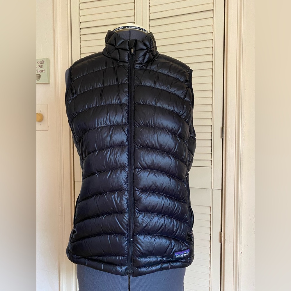 Patagonia Down Sweater Vest Zippered Pockets Womens Medium Black
